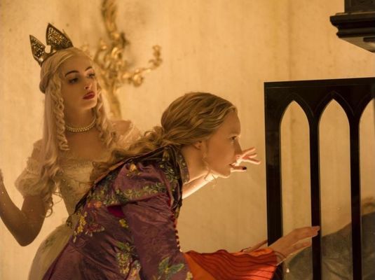alice through the looking glass film complet 2016 alice through the looking glass film complet 2016