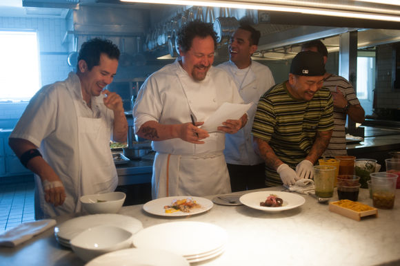 John Leguizamo, Jon Favreau în Chef
