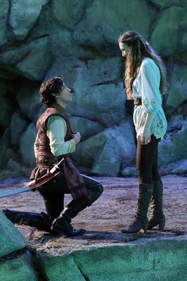 Peter Gadiot, Sophie Lowe în Once Upon a Time in Wonderland