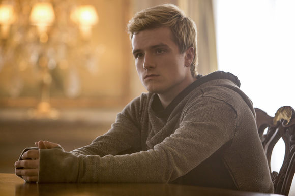Josh Hutcherson în The Hunger Games: Mockingjay - Part 2