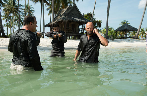 Jason Statham în Mechanic: Resurrection