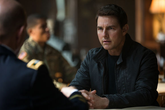 Tom Cruise în Jack Reacher: Never Go Back