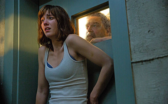 Mary Elizabeth Winstead, John Goodman în 10 Cloverfield Lane