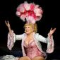 Bette Midler: The Showgirl Must Go On/Bette Midler: Viața unei starlete