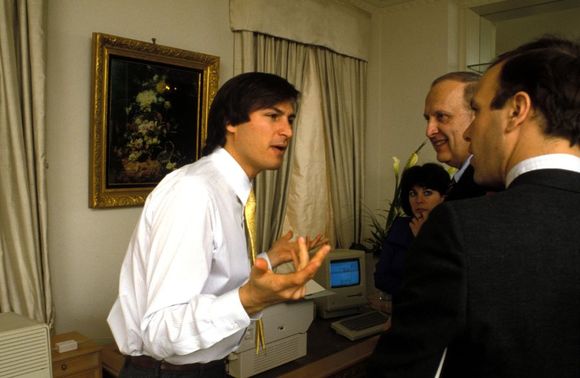 Steve Jobs: The Man in the Machine