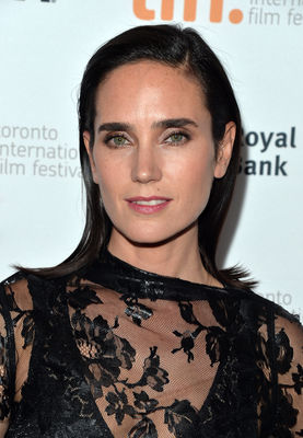 Jennifer Connelly în Shelter