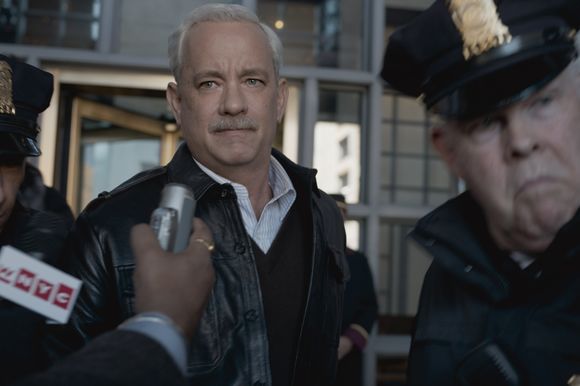 Tom Hanks în Sully