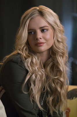 Samara Weaving în The Babysitter
